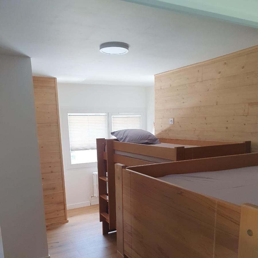 Chalet Jaune Charmant Som Sarcenas Luaran gambar