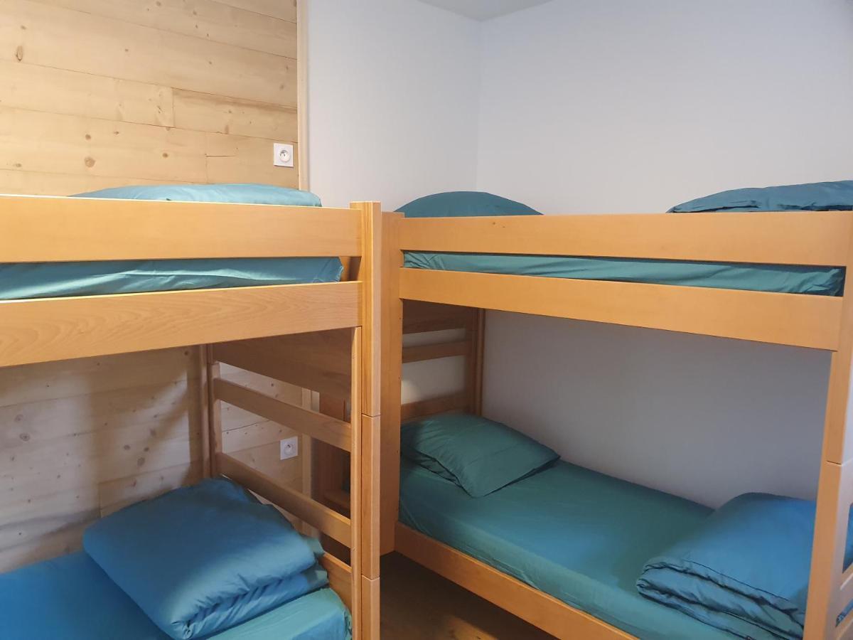 Chalet Jaune Charmant Som Sarcenas Luaran gambar